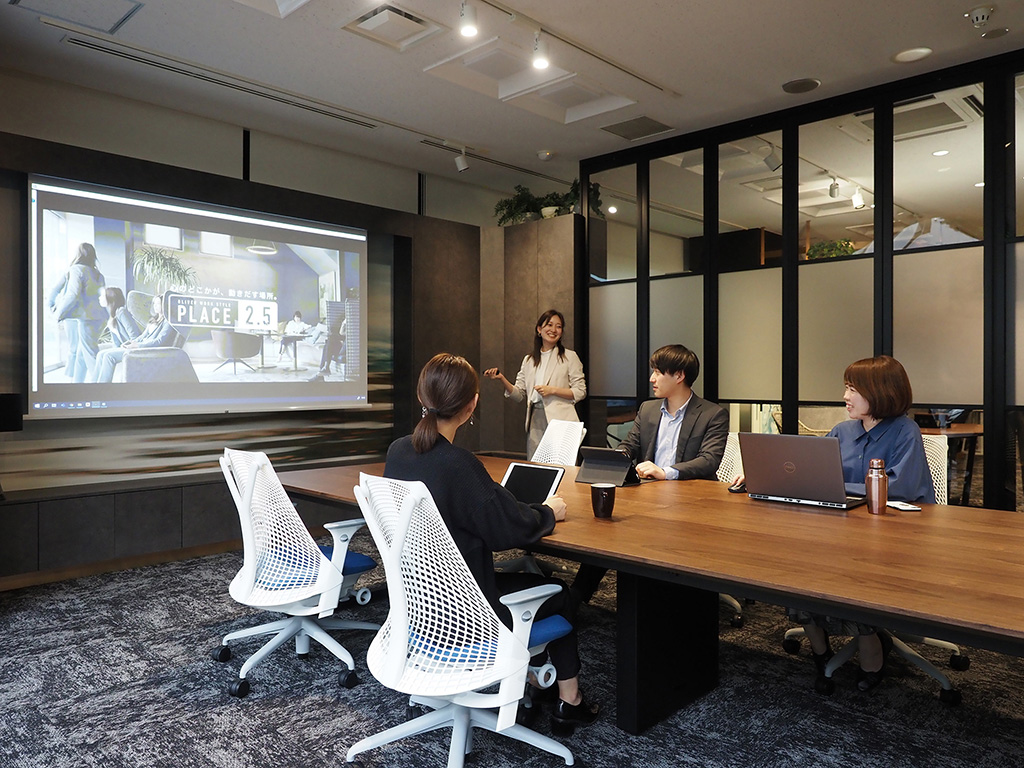 社長室のレイアウトで検討する11のポイント！ゾーニングから社長室内の家具選びまで