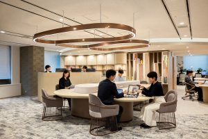 2025年版おしゃれなオフィス20選！最新トレンドは「チーム単位での活動促進」