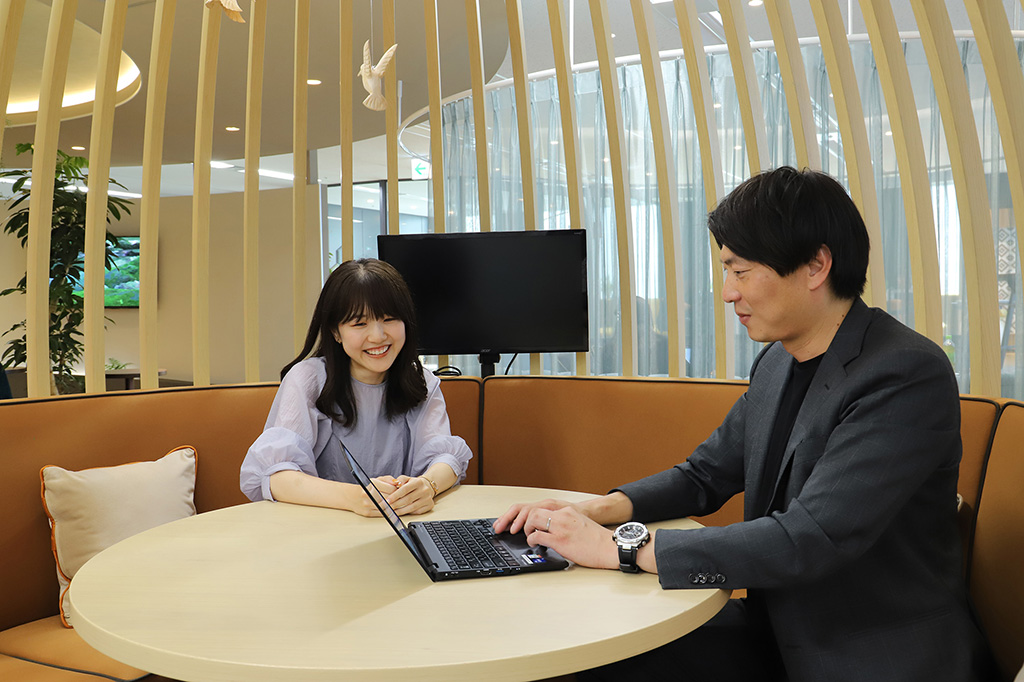 オフィスのデスク配置の決め方は？配置のパターンや導入における注意点も解説