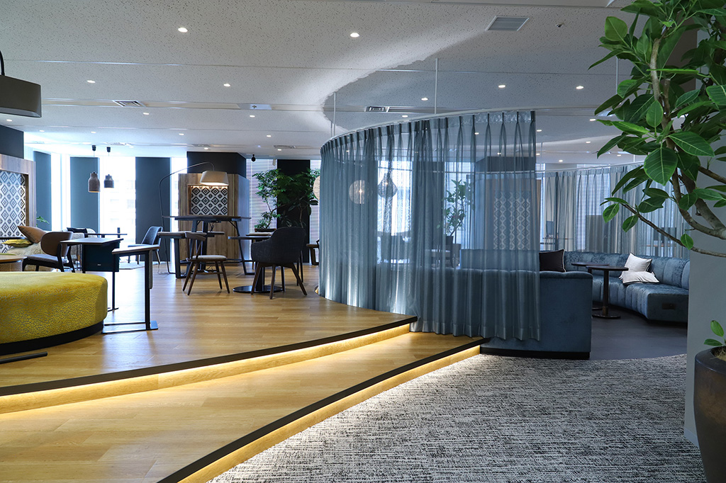 オフィスの個室はどこにレイアウトするのがよい？図面例や押さえておきたいポイントを紹介