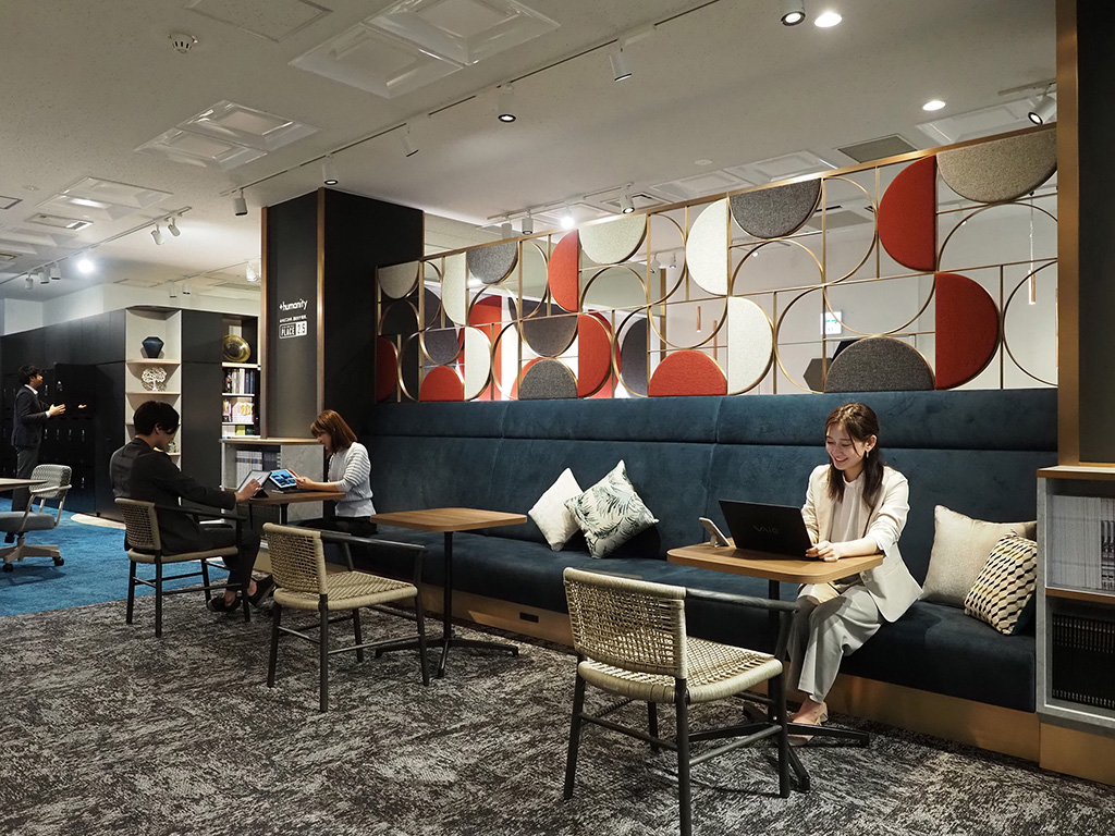 オフィスの個室はどこにレイアウトするのがよい？図面例や押さえておきたいポイントを紹介