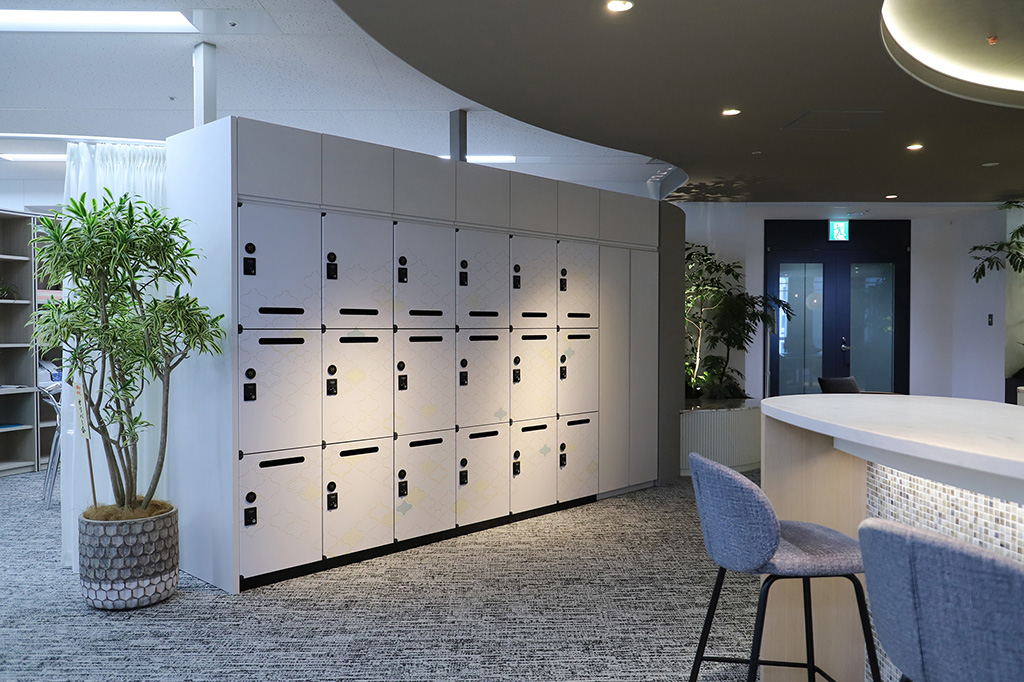 初めてフリーアドレスのレイアウトを導入する際のポイントは？事例や注意点も紹介