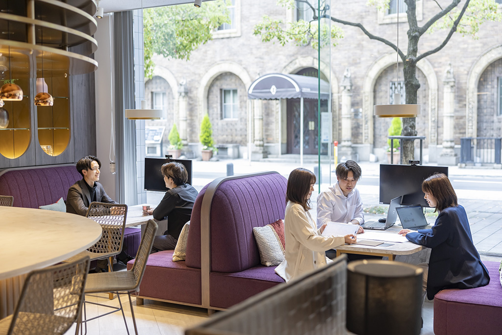 【事例付】おしゃれなオフィスはモチベーション向上に繋がる？心理的効果や採用への影響も解説